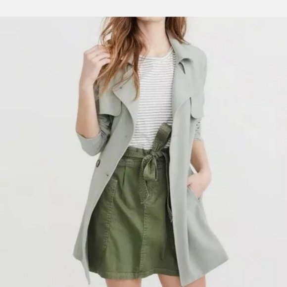 Abercrombie & Fitch Drapey Trench Coat in Mint - Picture 2 of 9